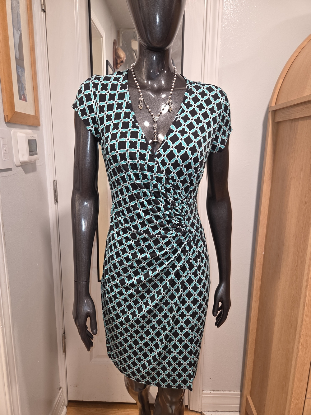 Laundry by Design Black and Aqua Geometric Faux-Wrap Dress Sz 4